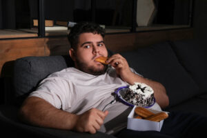 10 unhealthy eating habits that are affecting your health 1 Unhealthy eating